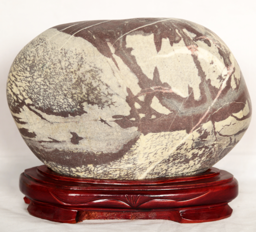 ���۳���